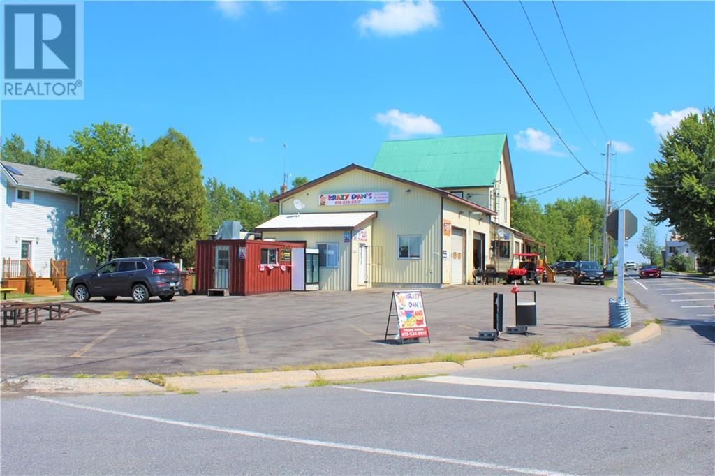 15579 County Road 18 Road, Lunenburg, Ontario  K0C 1R0 - Photo 3 - 1420325