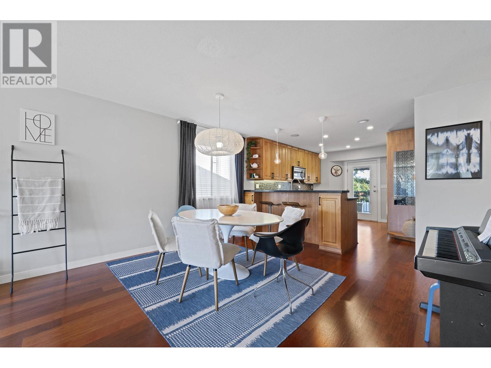 3133 Redonda Drive, Coquitlam, British Columbia  V3E 2A3 - Photo 6 - R2944530