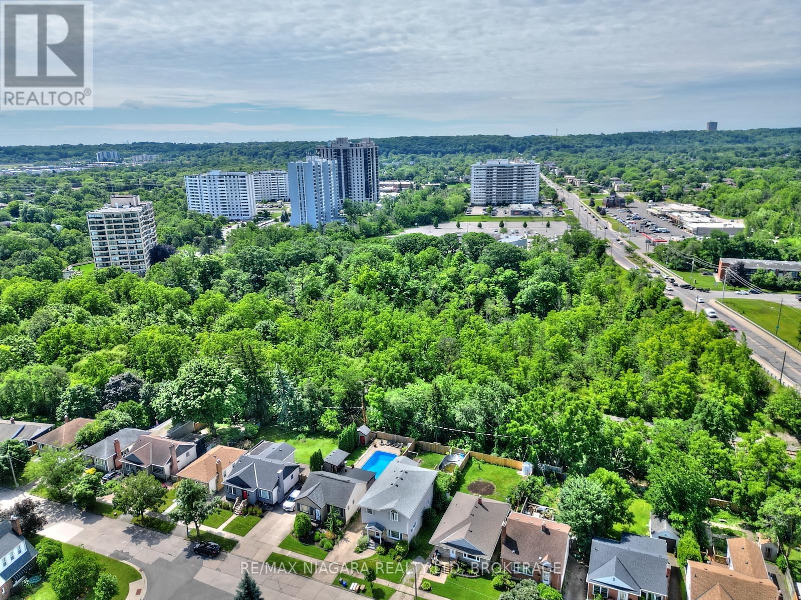 12 Cliff Road, St. Catharines, Ontario  L2R 3W1 - Photo 23 - X9398794