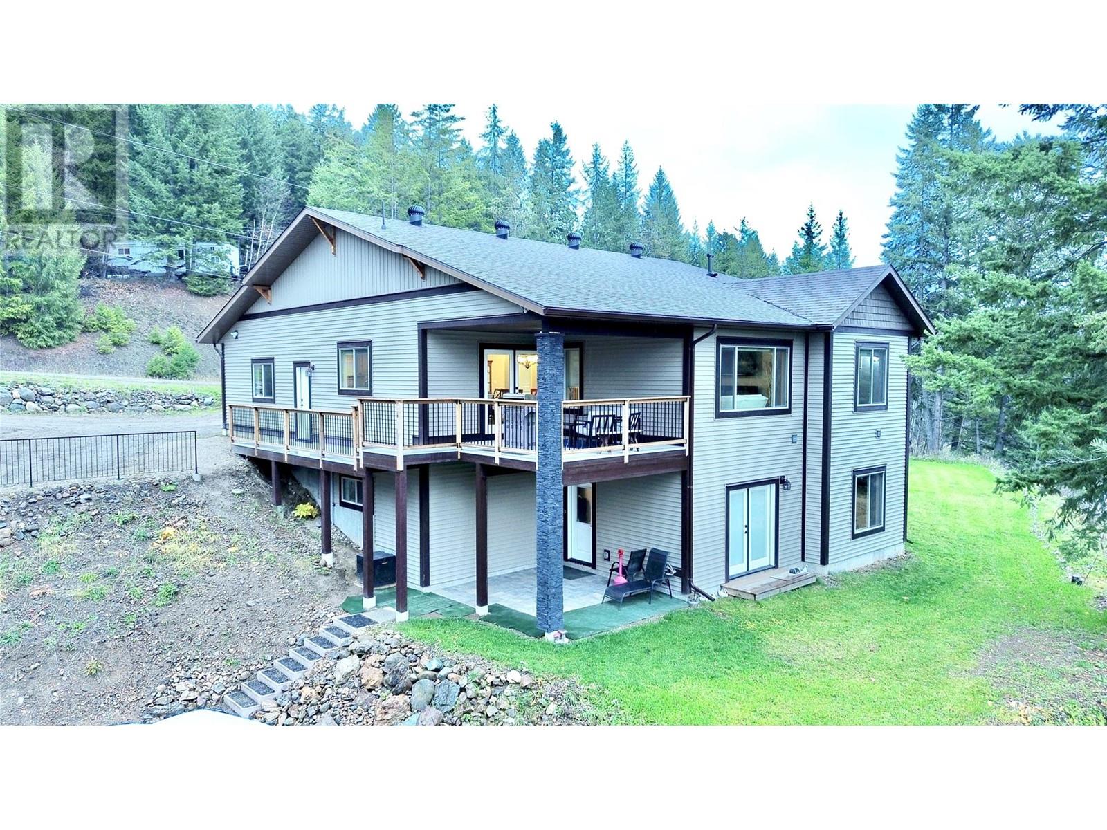 565 Clearwater Valley Road, Clearwater, British Columbia  V0E 1N1 - Photo 29 - 10328619