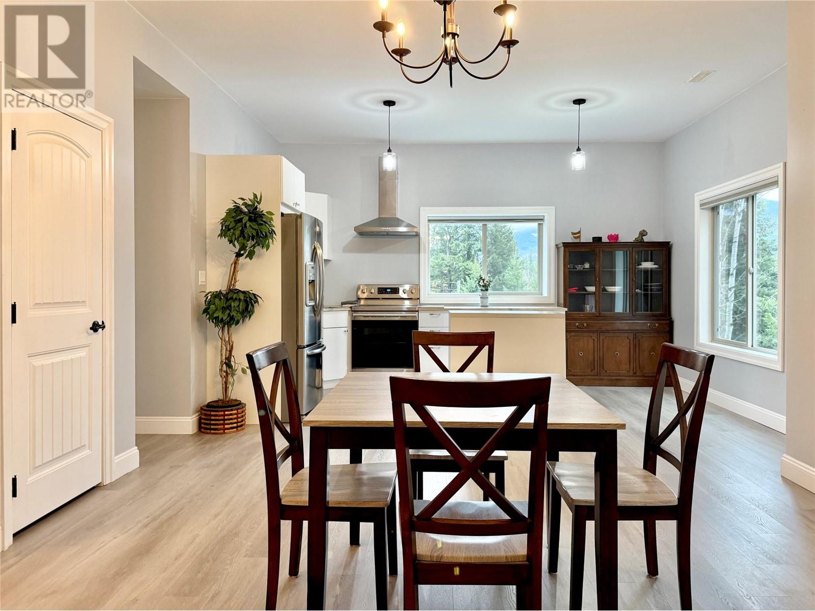 565 Clearwater Valley Road, Clearwater, British Columbia  V0E 1N1 - Photo 40 - 10328619