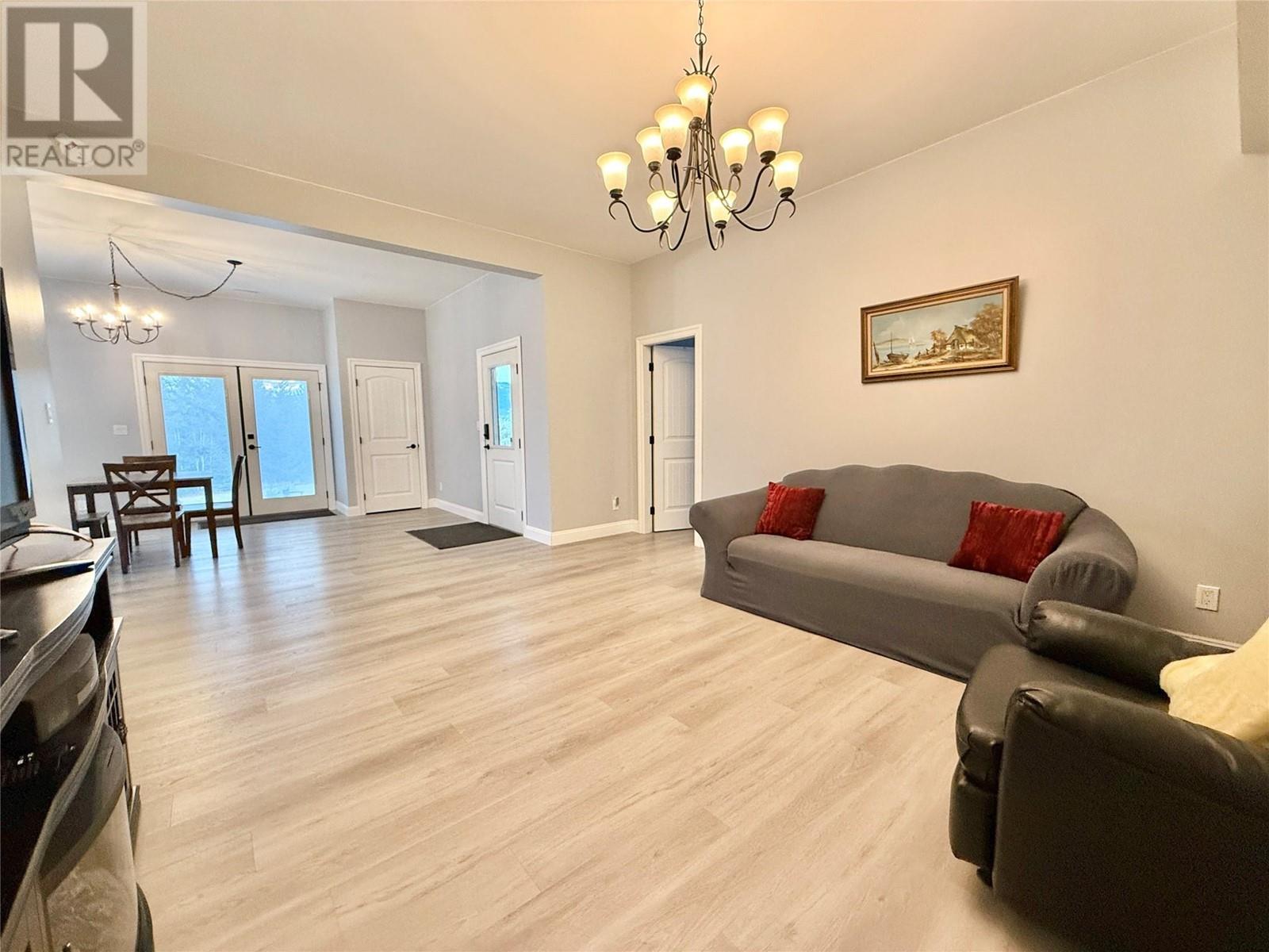 565 Clearwater Valley Road, Clearwater, British Columbia  V0E 1N1 - Photo 41 - 10328619
