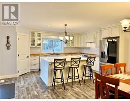 565 Clearwater Valley Road, clearwater, British Columbia