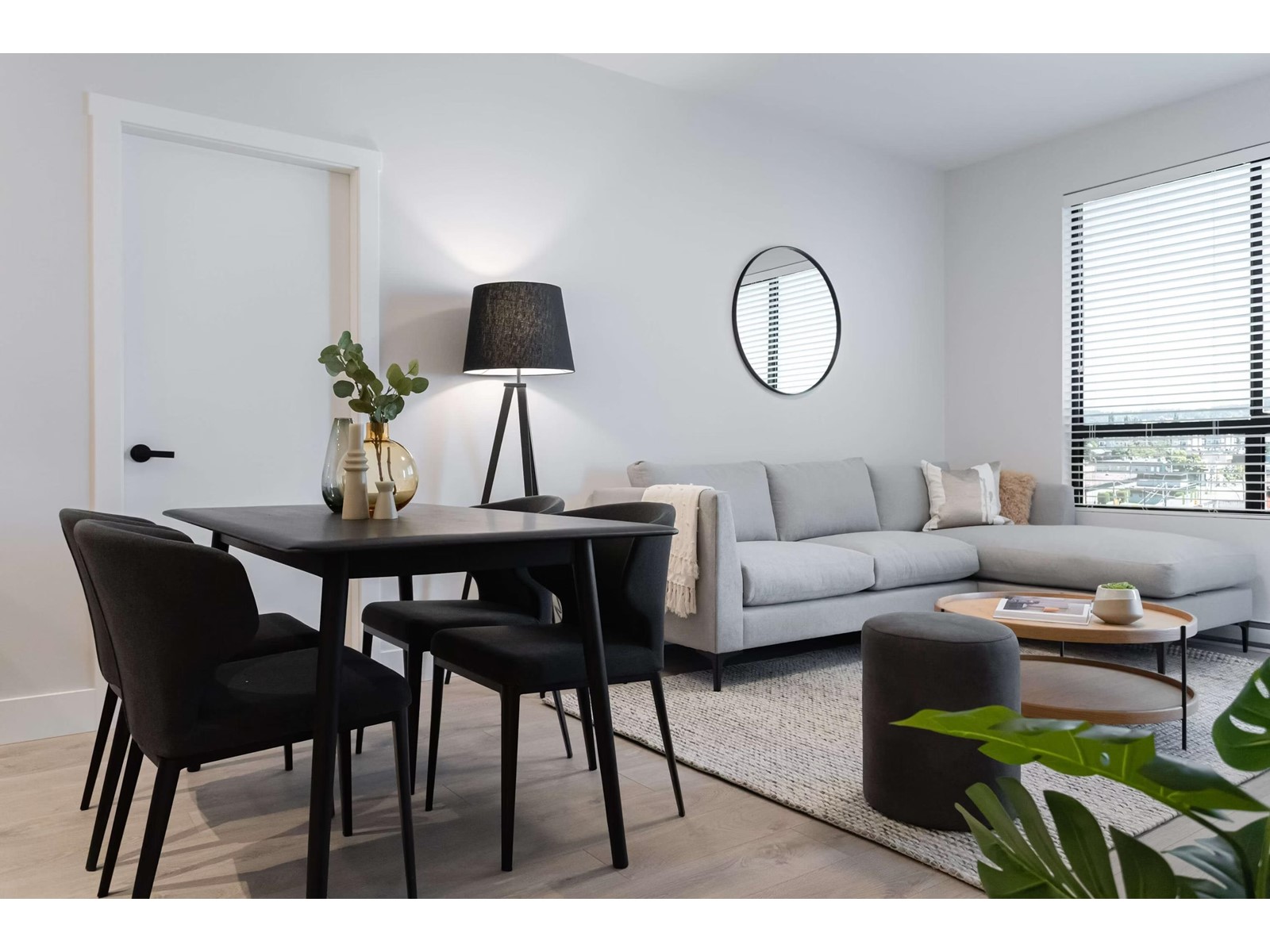 Property at 417 13458 95TH AVENUE image 3