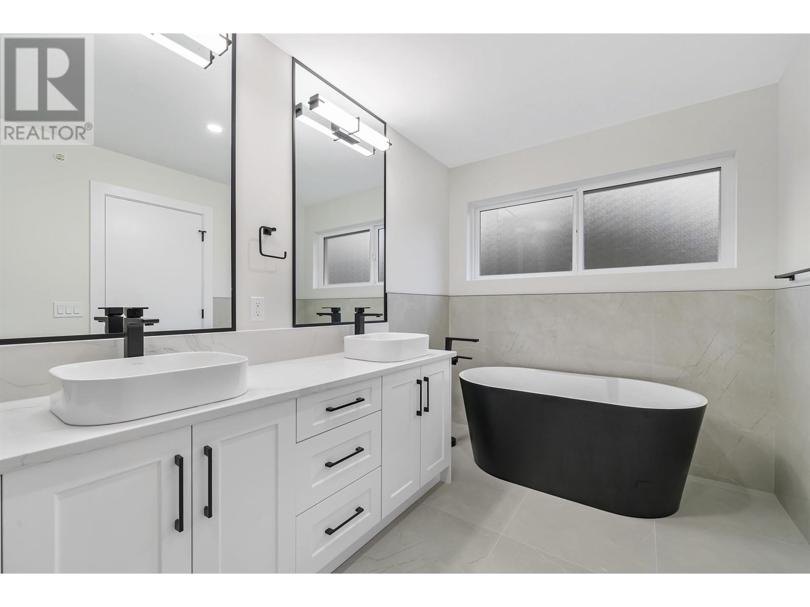13588 Birdtail Drive, Maple Ridge, British Columbia  V4R 2P7 - Photo 18 - R2943486