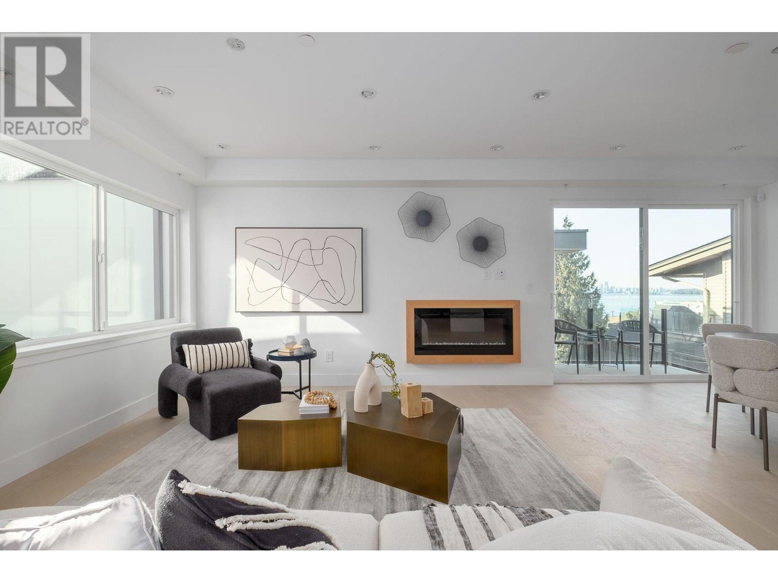 2 432 E 1st Street, North Vancouver, British Columbia  V7L 1B7 - Photo 25 - R2944789