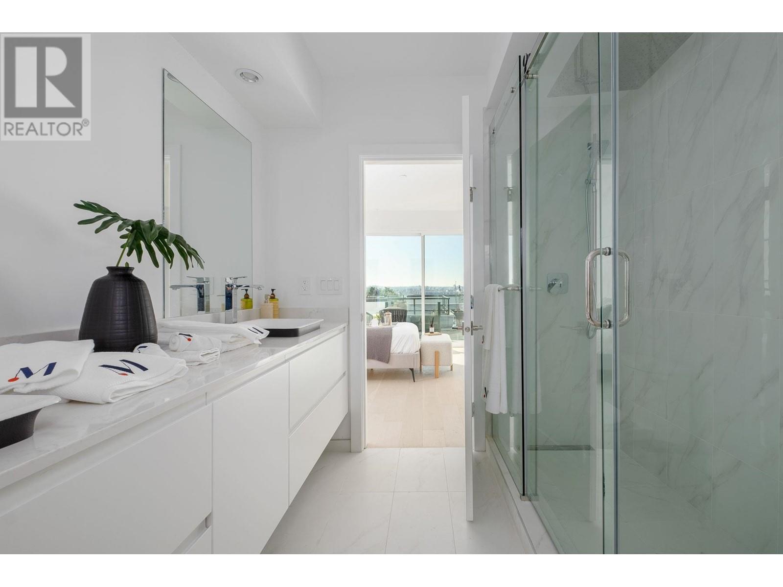 2 432 E 1st Street, North Vancouver, British Columbia  V7L 1B7 - Photo 27 - R2944789