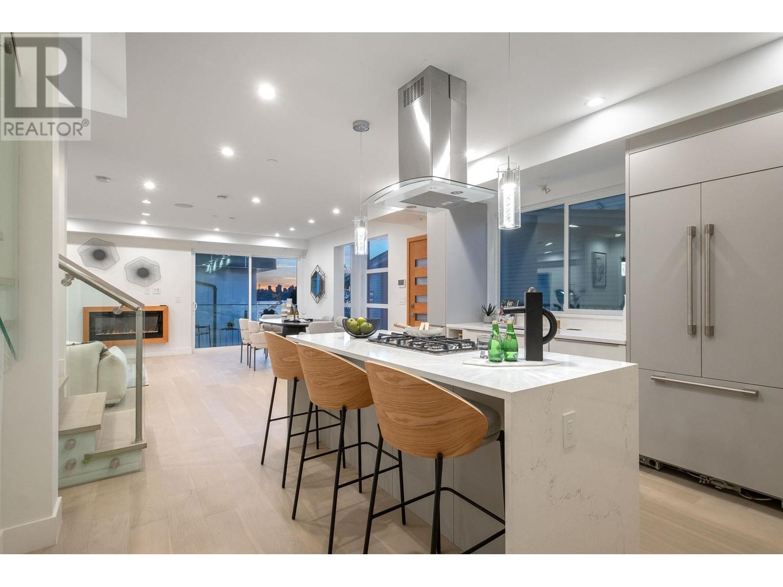 2 432 E 1st Street, North Vancouver, British Columbia  V7L 1B7 - Photo 6 - R2944789