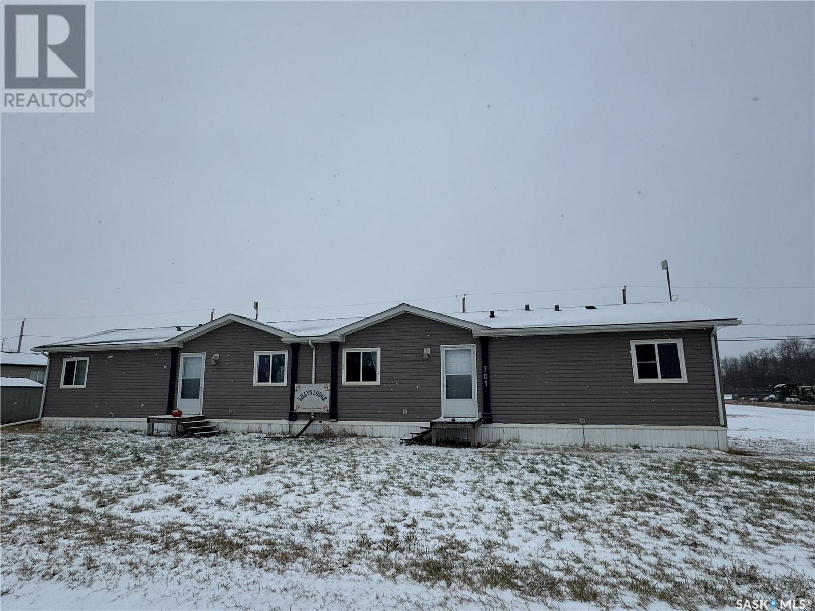 701 2nd AVENUE E, shellbrook, Saskatchewan