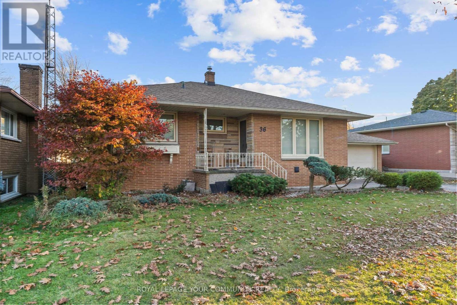 Property at 36 PEARL AVENUE image 2