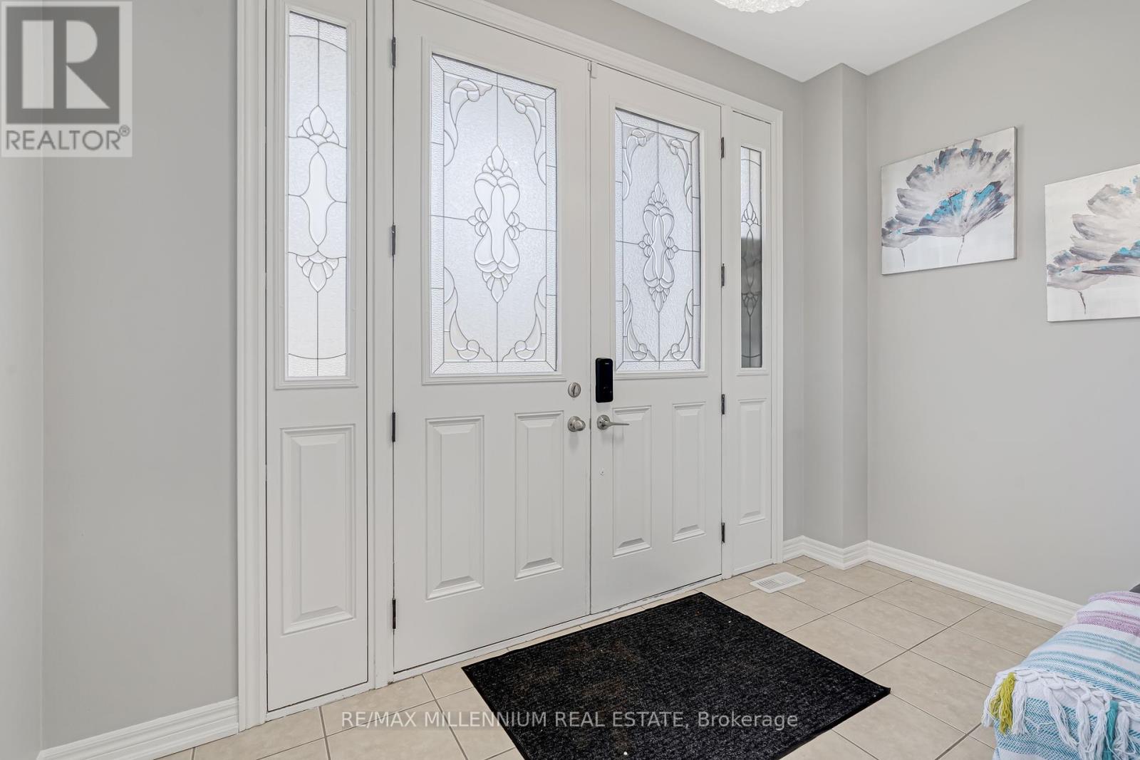 Property at 302 BUICK BOULEVARD image 3