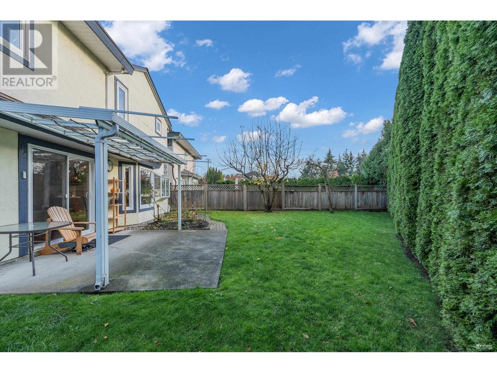 Listing Picture 34 of 39 : 8851 DOLPHIN COURT, Richmond / 烈治文 - 魯藝地產 Yvonne Lu Group - MLS Medallion Club Member