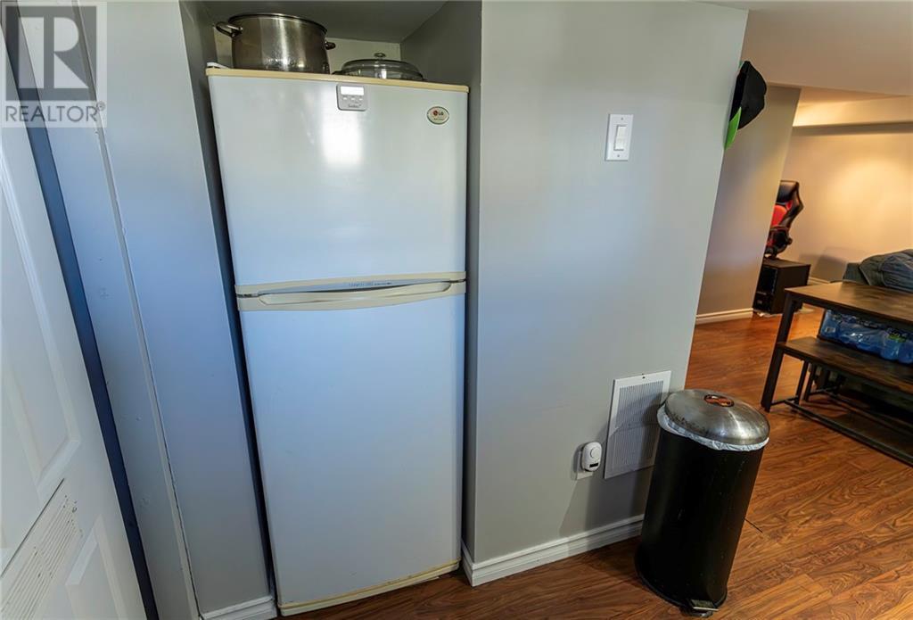 671 Gordon Street, Pembroke, Ontario  K8A 6J7 - Photo 10 - 1417739