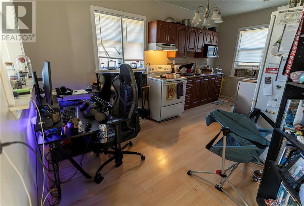 671 Gordon Street, Pembroke, Ontario  K8A 6J7 - Photo 19 - 1417739