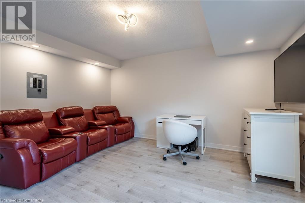 384 Limeridge Road E Unit# 11, Hamilton, Ontario  L9A 2S7 - Photo 11 - 40678297