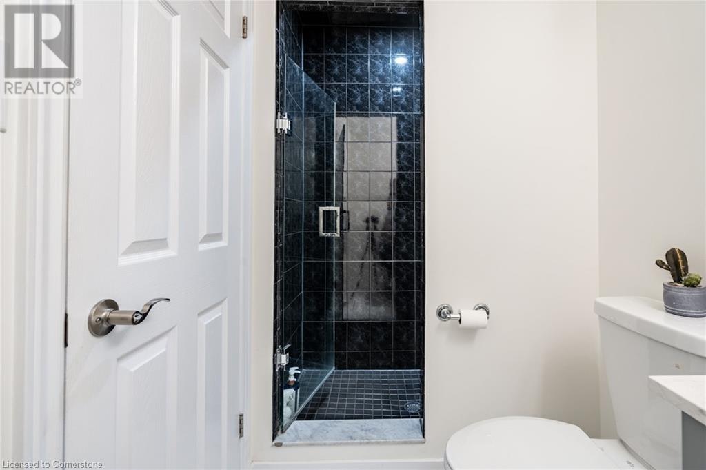 384 Limeridge Road E Unit# 11, Hamilton, Ontario  L9A 2S7 - Photo 47 - 40678297
