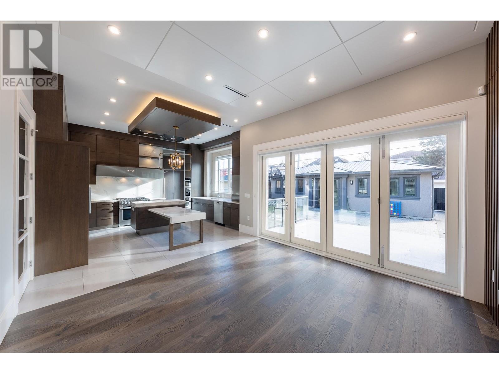 Listing Picture 9 of 40 : 2638 W 22ND AVENUE, Vancouver / 溫哥華 - 魯藝地產 Yvonne Lu Group - MLS Medallion Club Member