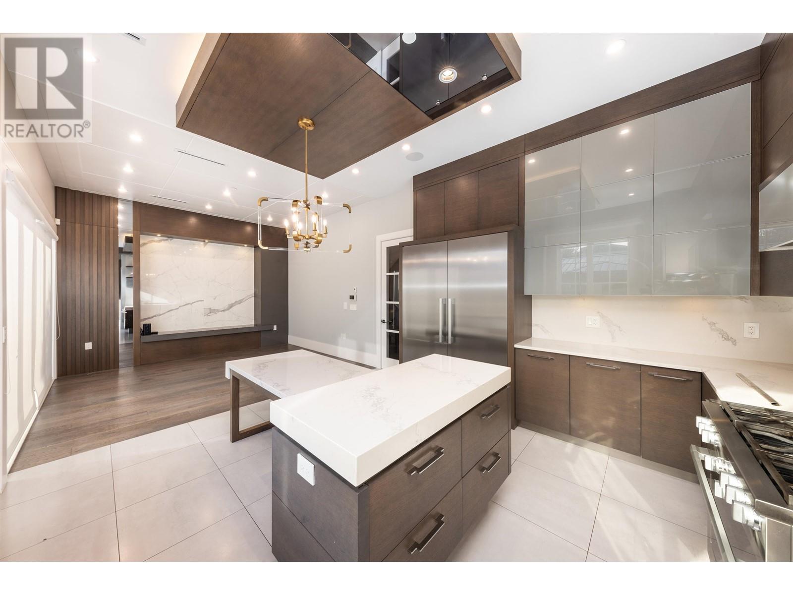 Listing Picture 11 of 40 : 2638 W 22ND AVENUE, Vancouver / 溫哥華 - 魯藝地產 Yvonne Lu Group - MLS Medallion Club Member