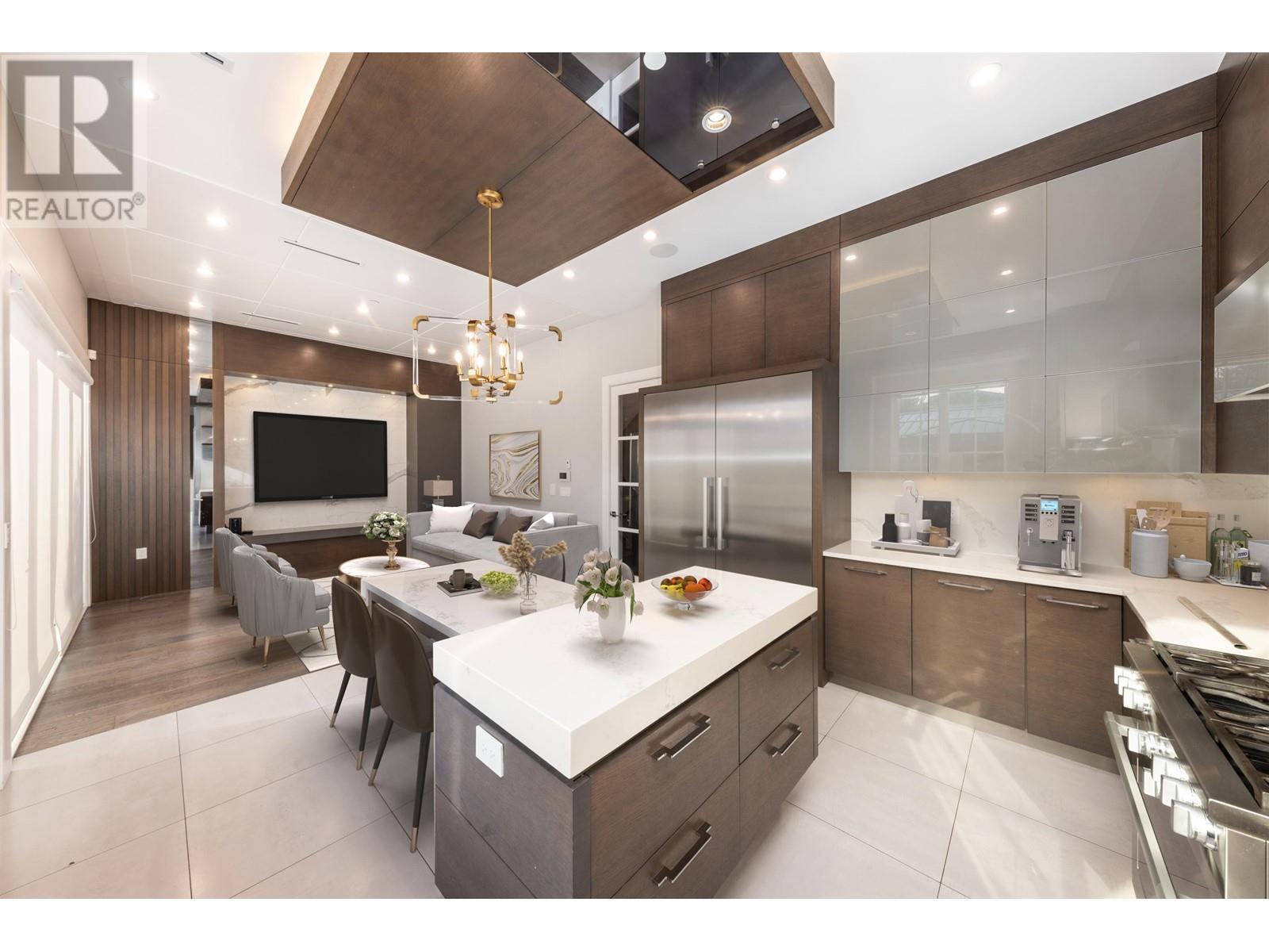 Listing Picture 12 of 40 : 2638 W 22ND AVENUE, Vancouver / 溫哥華 - 魯藝地產 Yvonne Lu Group - MLS Medallion Club Member