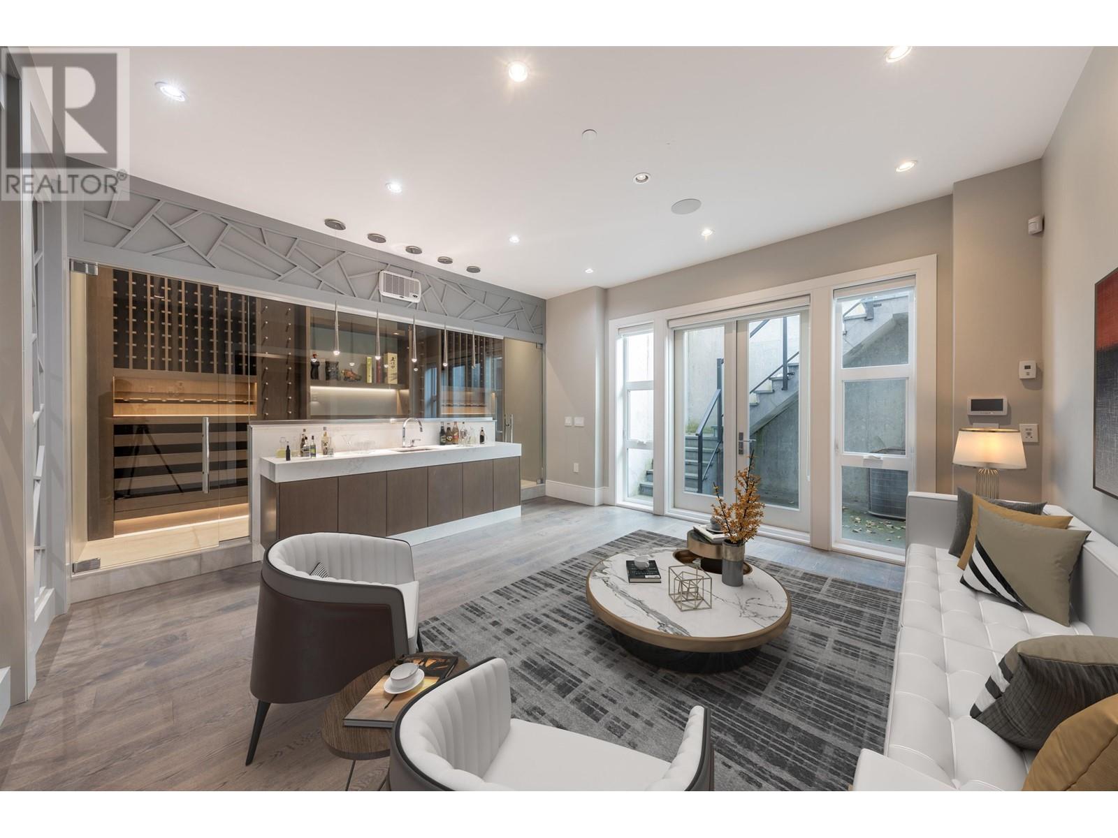 Listing Picture 33 of 40 : 2638 W 22ND AVENUE, Vancouver / 溫哥華 - 魯藝地產 Yvonne Lu Group - MLS Medallion Club Member