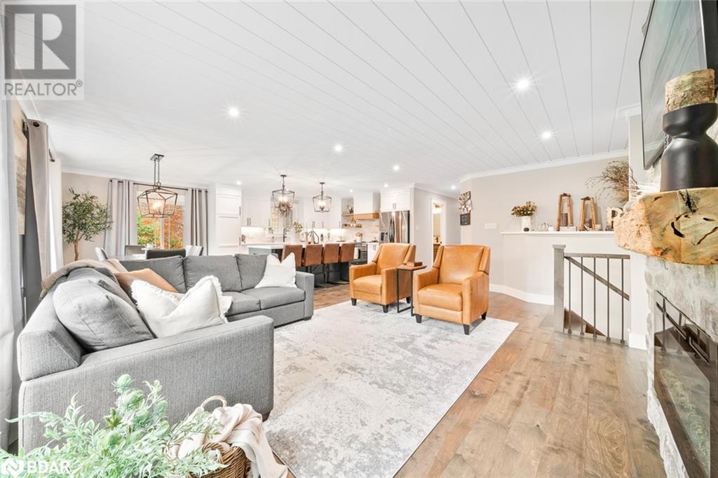 8 Crystalwood Lane, Midhurst, Ontario  L0L 1X0 - Photo 10 - 40678073