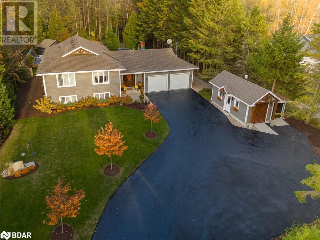 8 CRYSTALWOOD Lane, Midhurst, Ontario