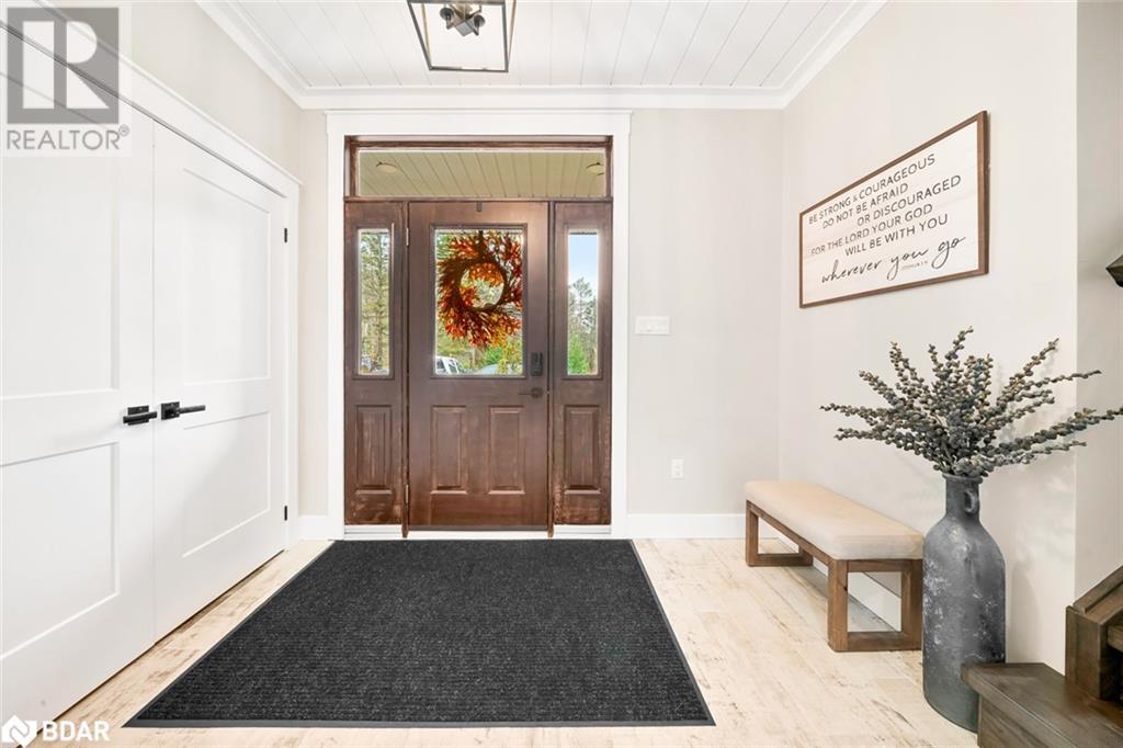 8 Crystalwood Lane, Midhurst, Ontario  L0L 1X0 - Photo 6 - 40678073