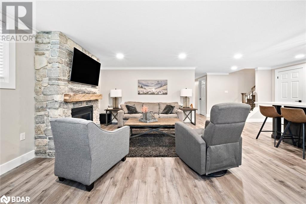 8 Crystalwood Lane, Midhurst, Ontario  L0L 1X0 - Photo 31 - 40678073