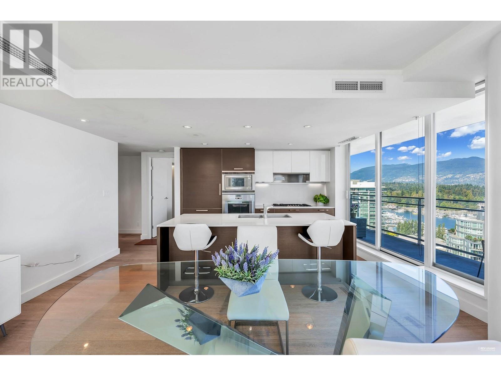 Listing Picture 18 of 40 : 2302 1499 W PENDER STREET, Vancouver / 溫哥華 - 魯藝地產 Yvonne Lu Group - MLS Medallion Club Member