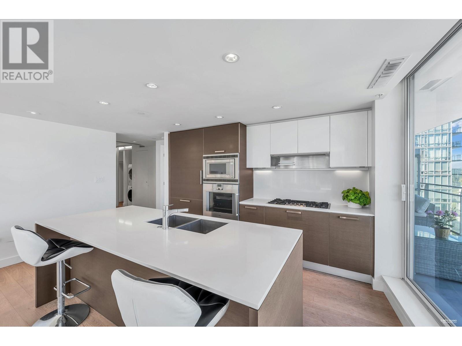 Listing Picture 6 of 40 : 2302 1499 W PENDER STREET, Vancouver / 溫哥華 - 魯藝地產 Yvonne Lu Group - MLS Medallion Club Member