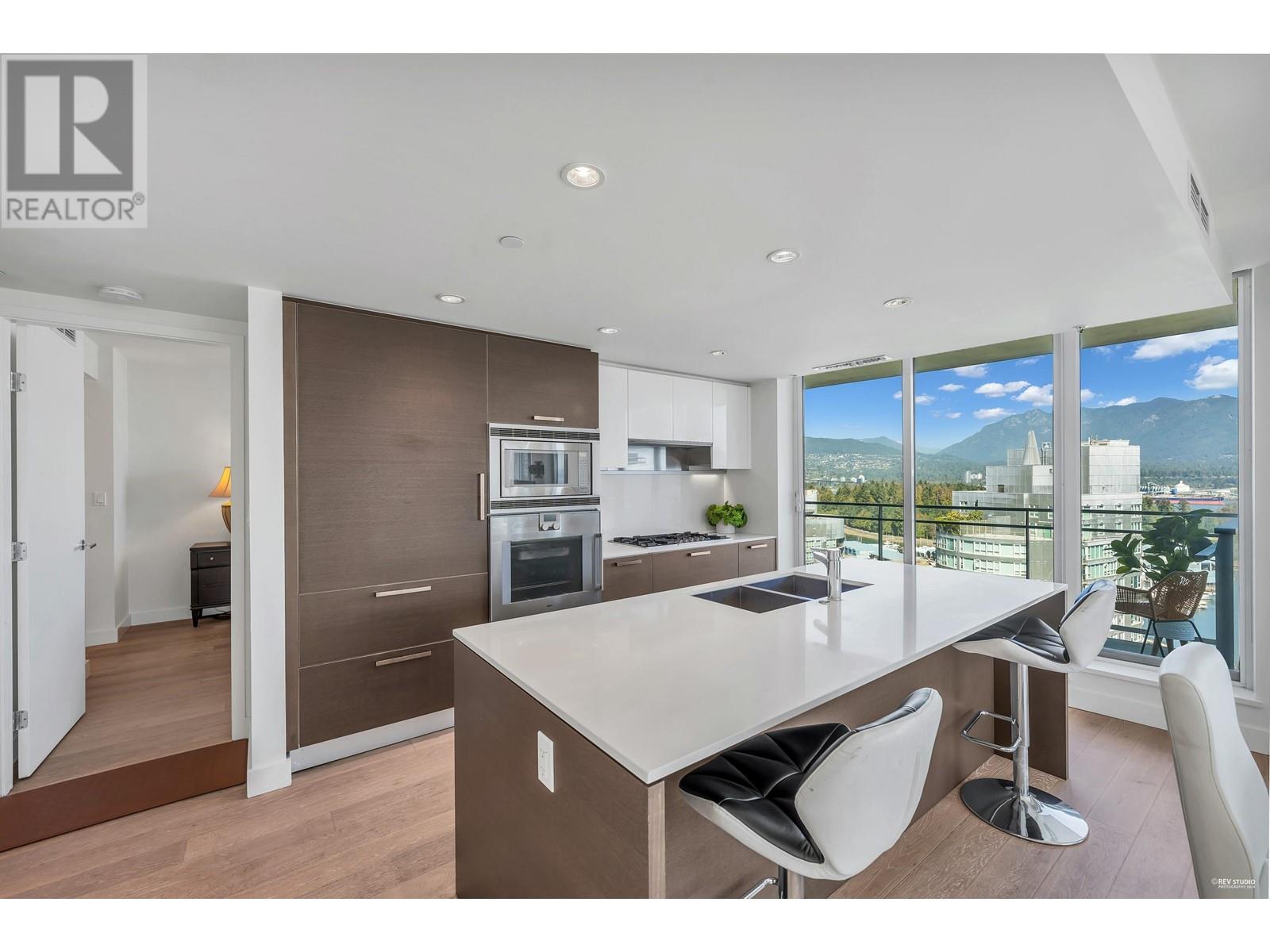 Listing Picture 8 of 40 : 2302 1499 W PENDER STREET, Vancouver / 溫哥華 - 魯藝地產 Yvonne Lu Group - MLS Medallion Club Member