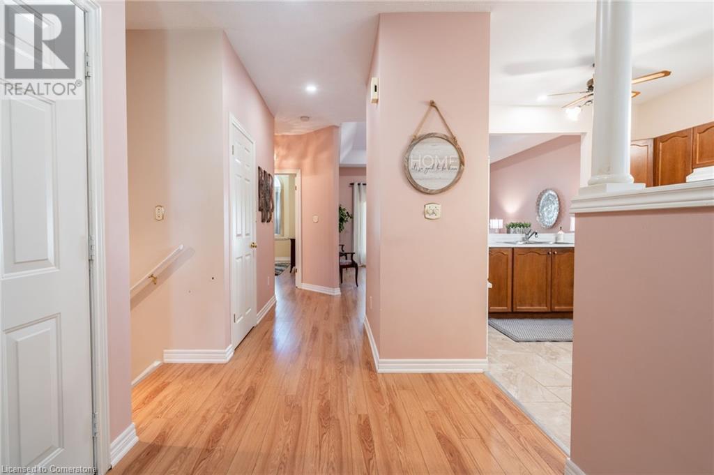 44 Greentrail Drive, Mount Hope, Ontario  L0R 1W0 - Photo 4 - 40678302