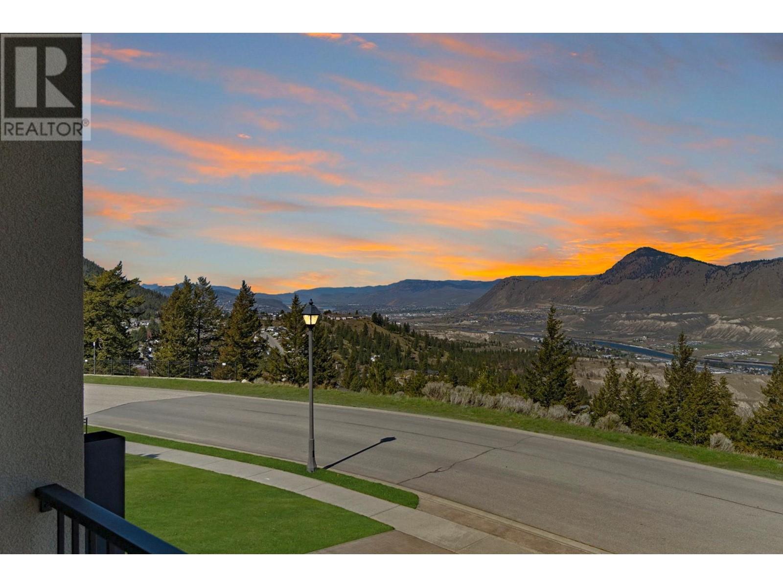 1709 CHEAKAMUS Drive Kamloops