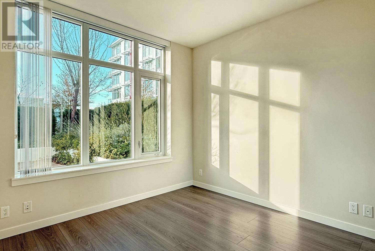 Listing Picture 13 of 26 : 1011 8699 HAZELBRIDGE WAY, Richmond / 烈治文 - 魯藝地產 Yvonne Lu Group - MLS Medallion Club Member