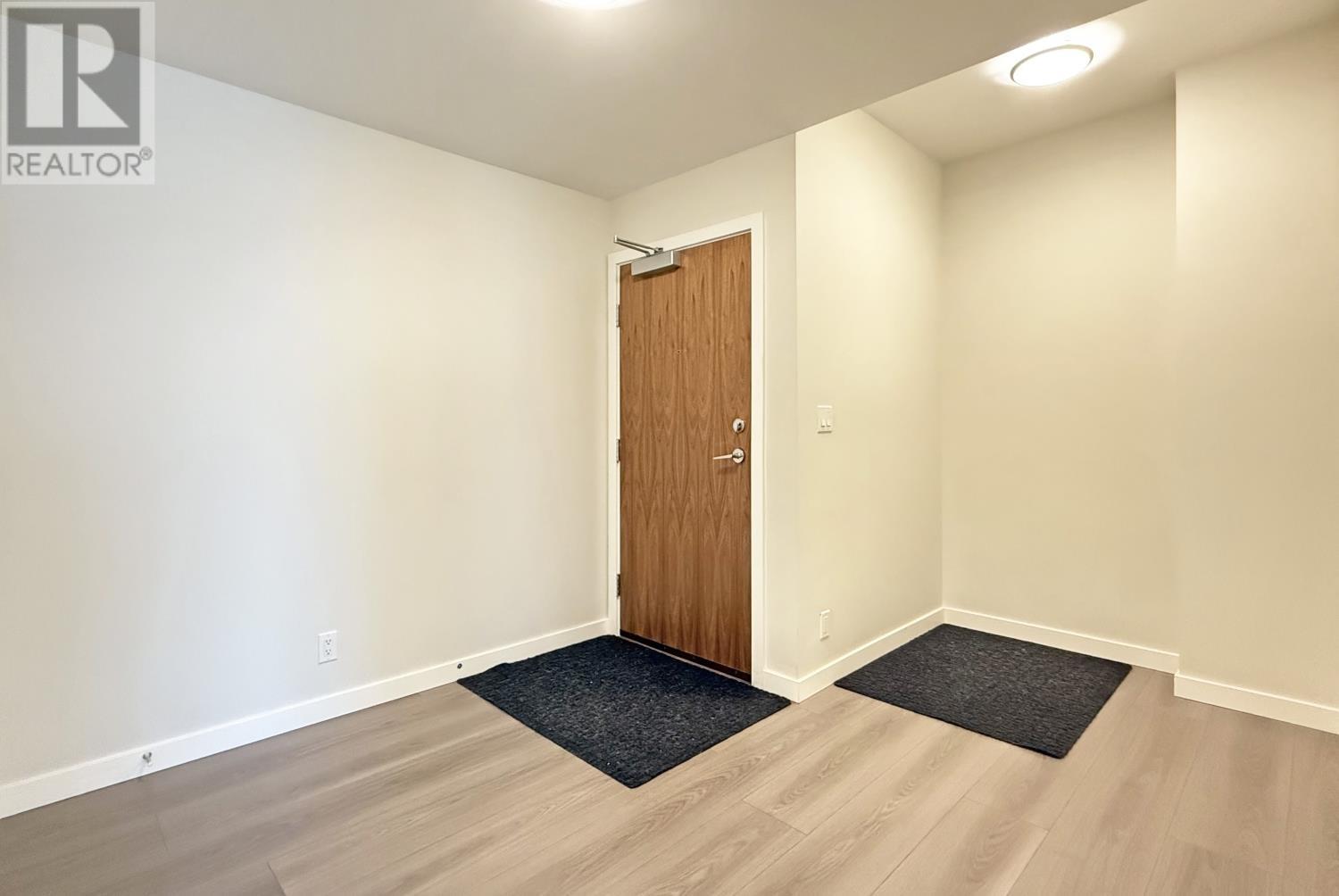 Listing Picture 17 of 26 : 1011 8699 HAZELBRIDGE WAY, Richmond / 烈治文 - 魯藝地產 Yvonne Lu Group - MLS Medallion Club Member