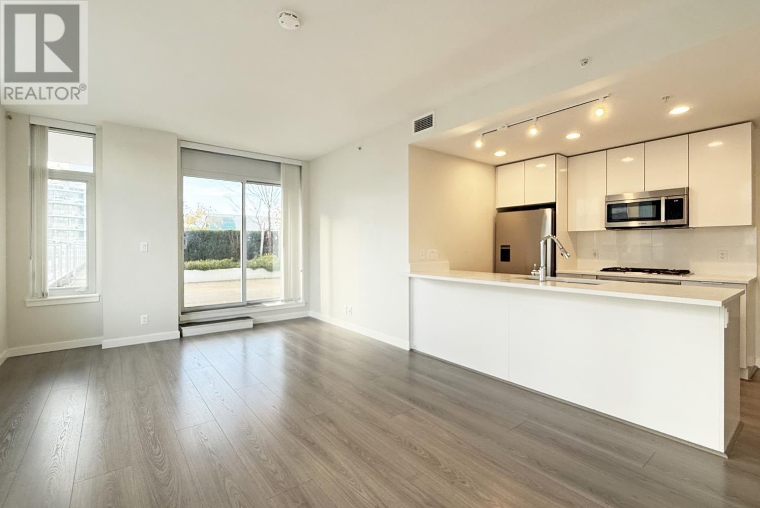 Property at 1011 8699 HAZELBRIDGE WAY image 5