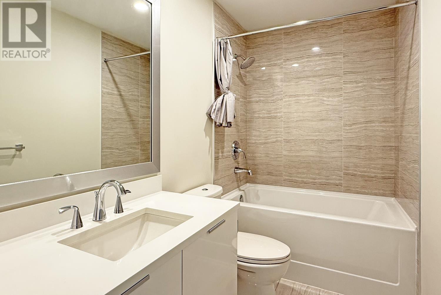 Listing Picture 15 of 26 : 1011 8699 HAZELBRIDGE WAY, Richmond / 烈治文 - 魯藝地產 Yvonne Lu Group - MLS Medallion Club Member