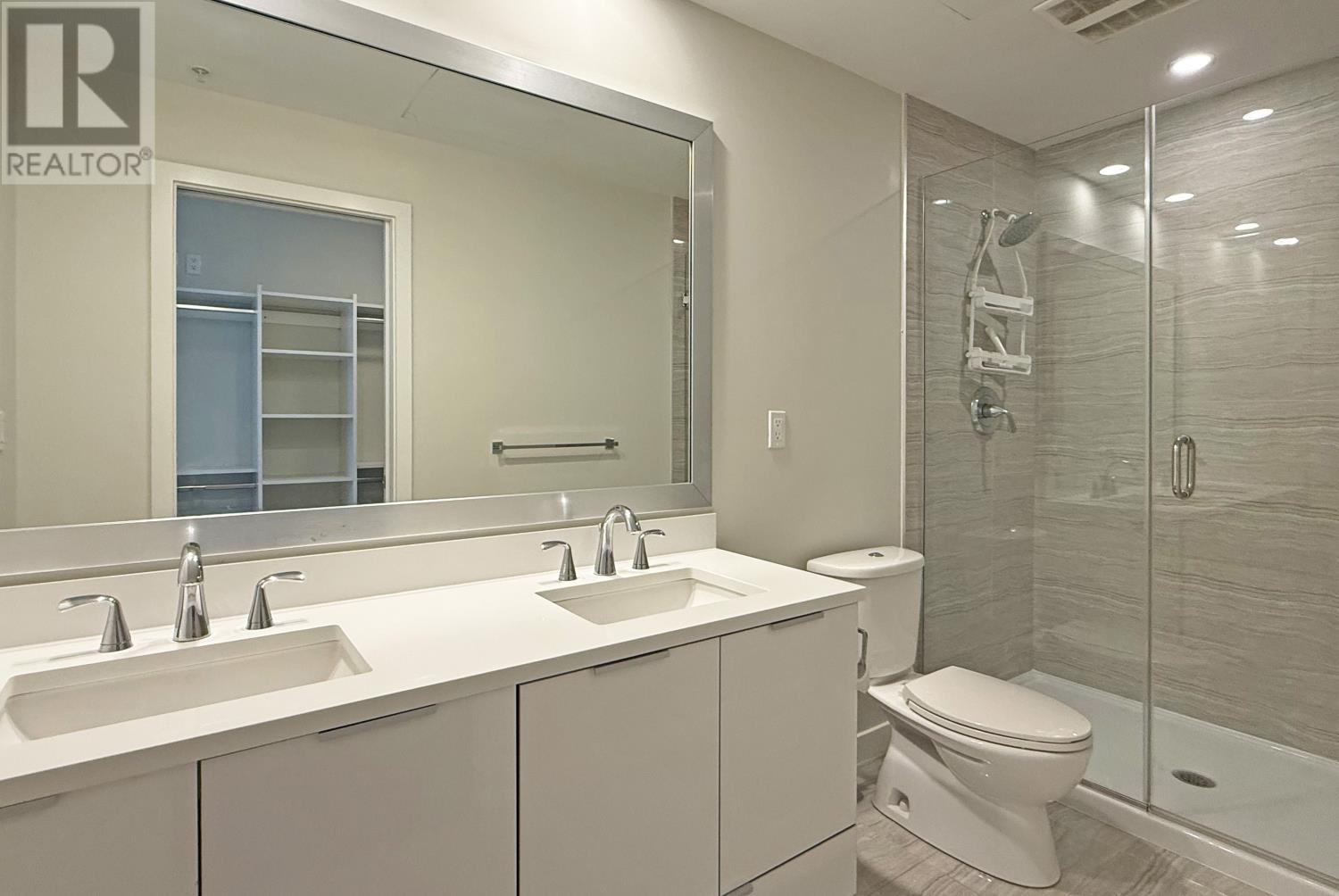Listing Picture 12 of 26 : 1011 8699 HAZELBRIDGE WAY, Richmond / 烈治文 - 魯藝地產 Yvonne Lu Group - MLS Medallion Club Member