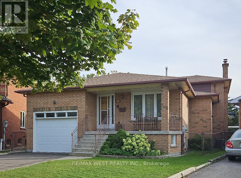 18 Goa Court, Toronto, Ontario  M8W 4Y2 - Photo 2 - W10427405