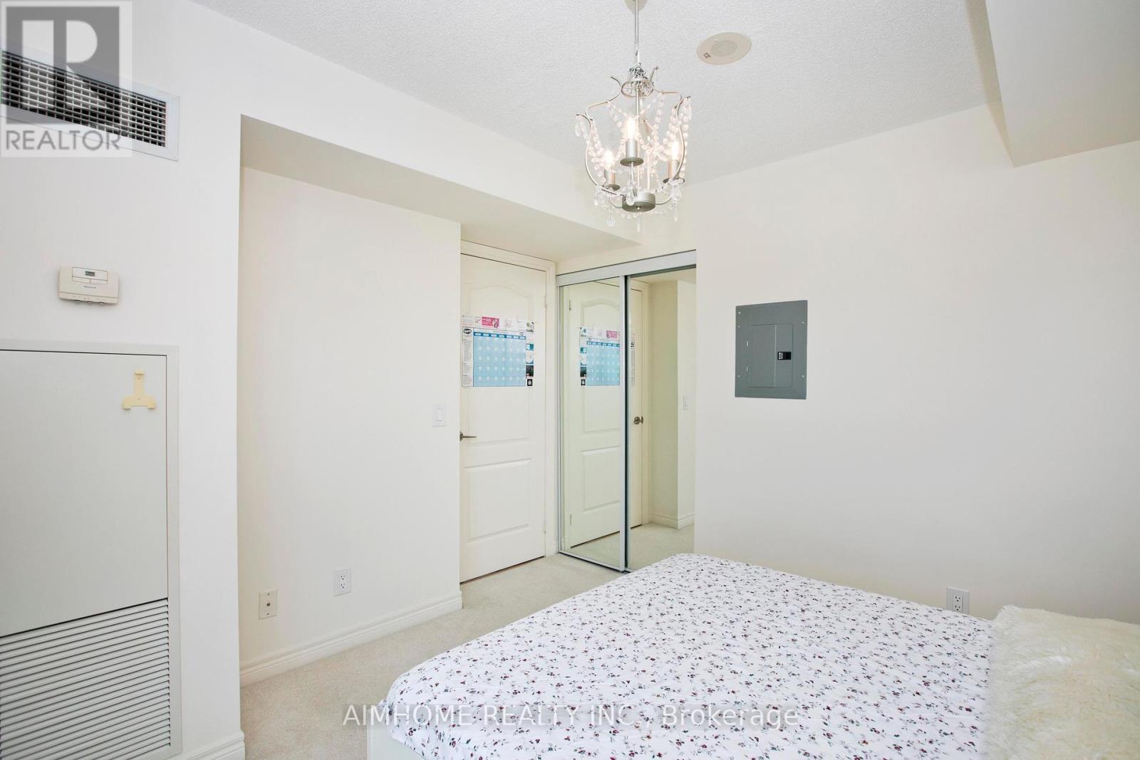 2402 - 60 Town Centre Court, Toronto, Ontario  M1P 0B1 - Photo 21 - E10427455