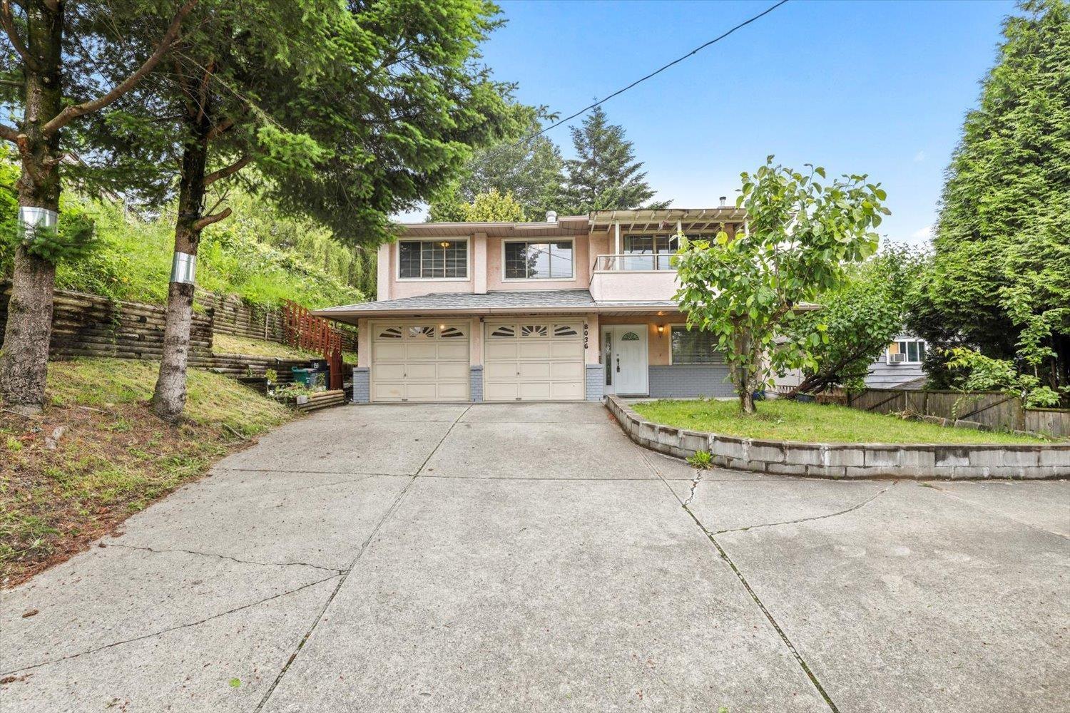 8036 CEDAR STREET, mission, British Columbia