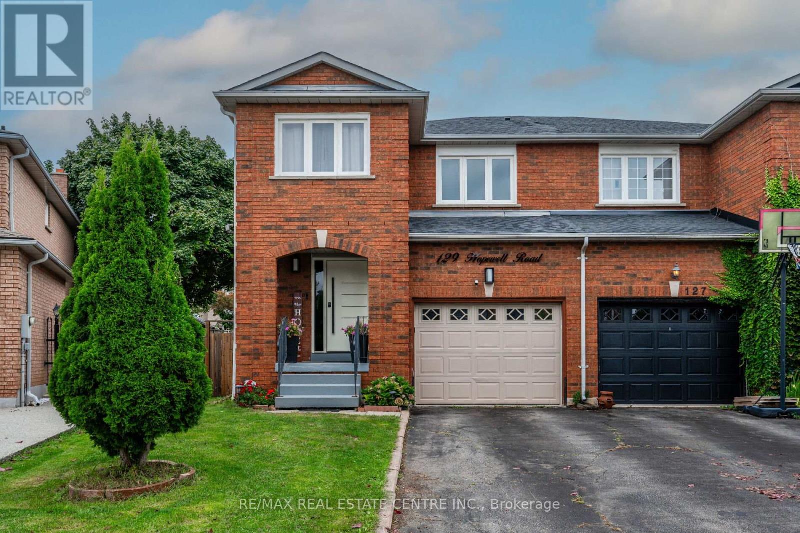 129 HOPEWELL ROAD, Oakville, Ontario