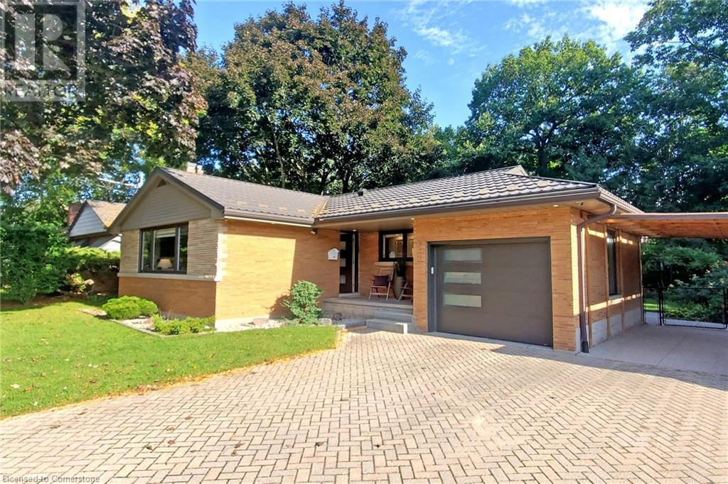 697 George StreetBurlington, Ontario  L7R 2V8 - Photo 1 - 40678340