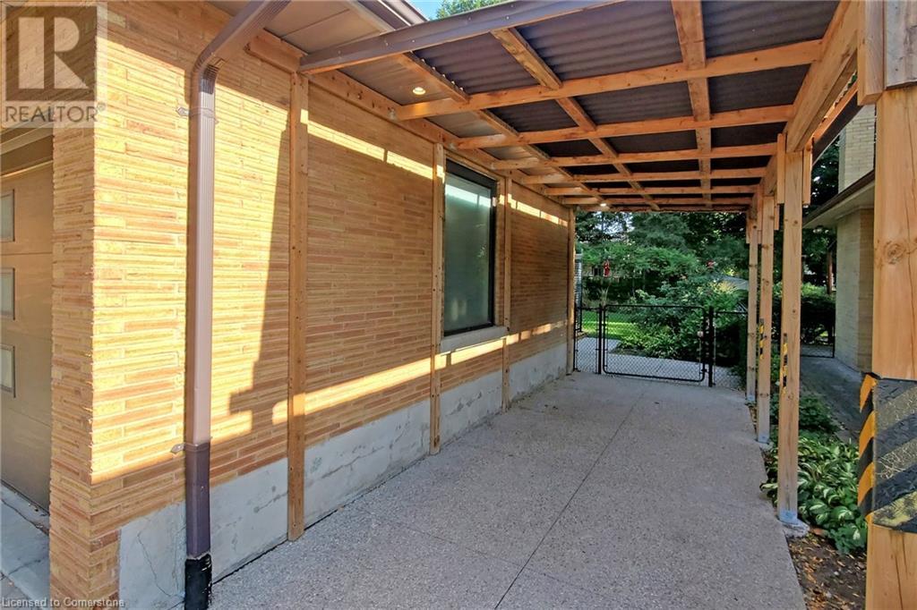 697 George StreetBurlington, Ontario  L7R 2V8 - Photo 34 - 40678340