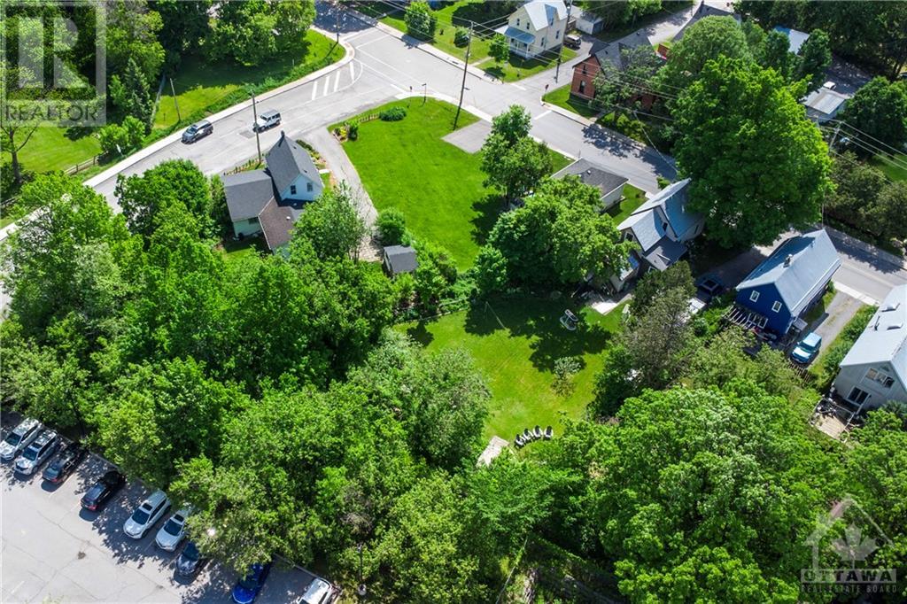 105 Langstaff Drive, Carp, Ontario  K0A 1L0 - Photo 6 - 1417496