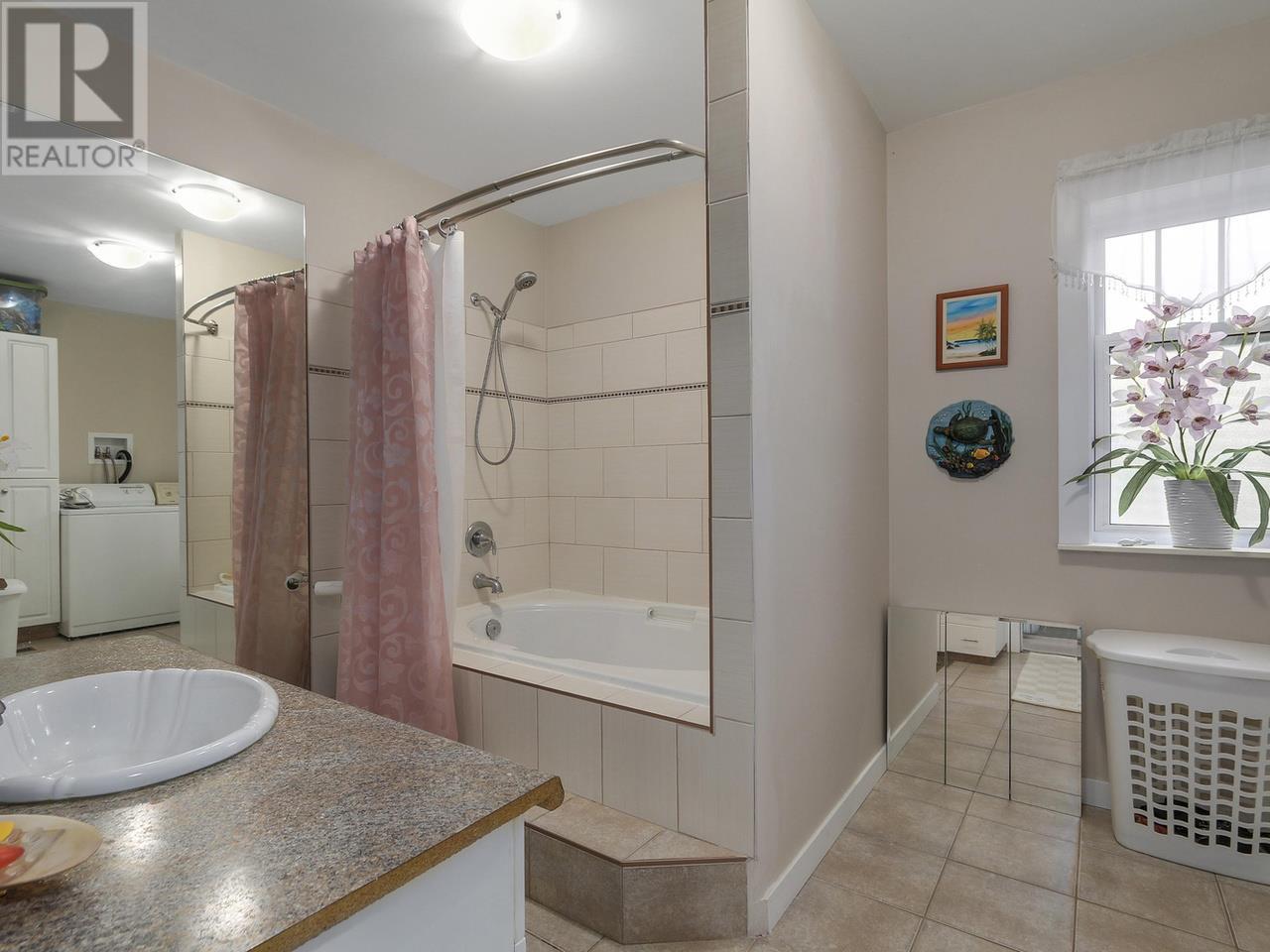 281 Tyee Drive, North Vancouver, British Columbia  V7M 1K2 - Photo 14 - R2944917