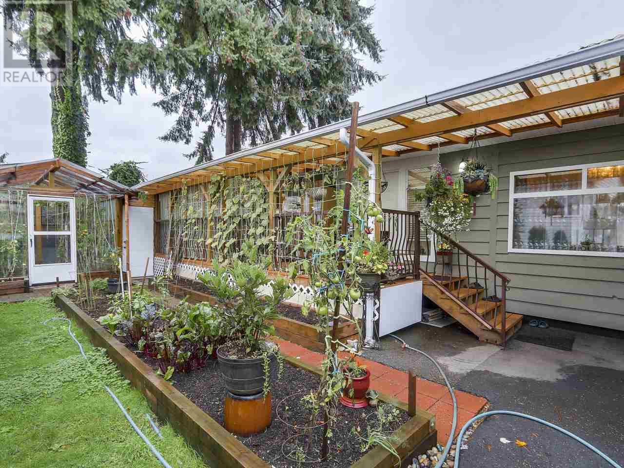 281 Tyee Drive, North Vancouver, British Columbia  V7M 1K2 - Photo 2 - R2944917