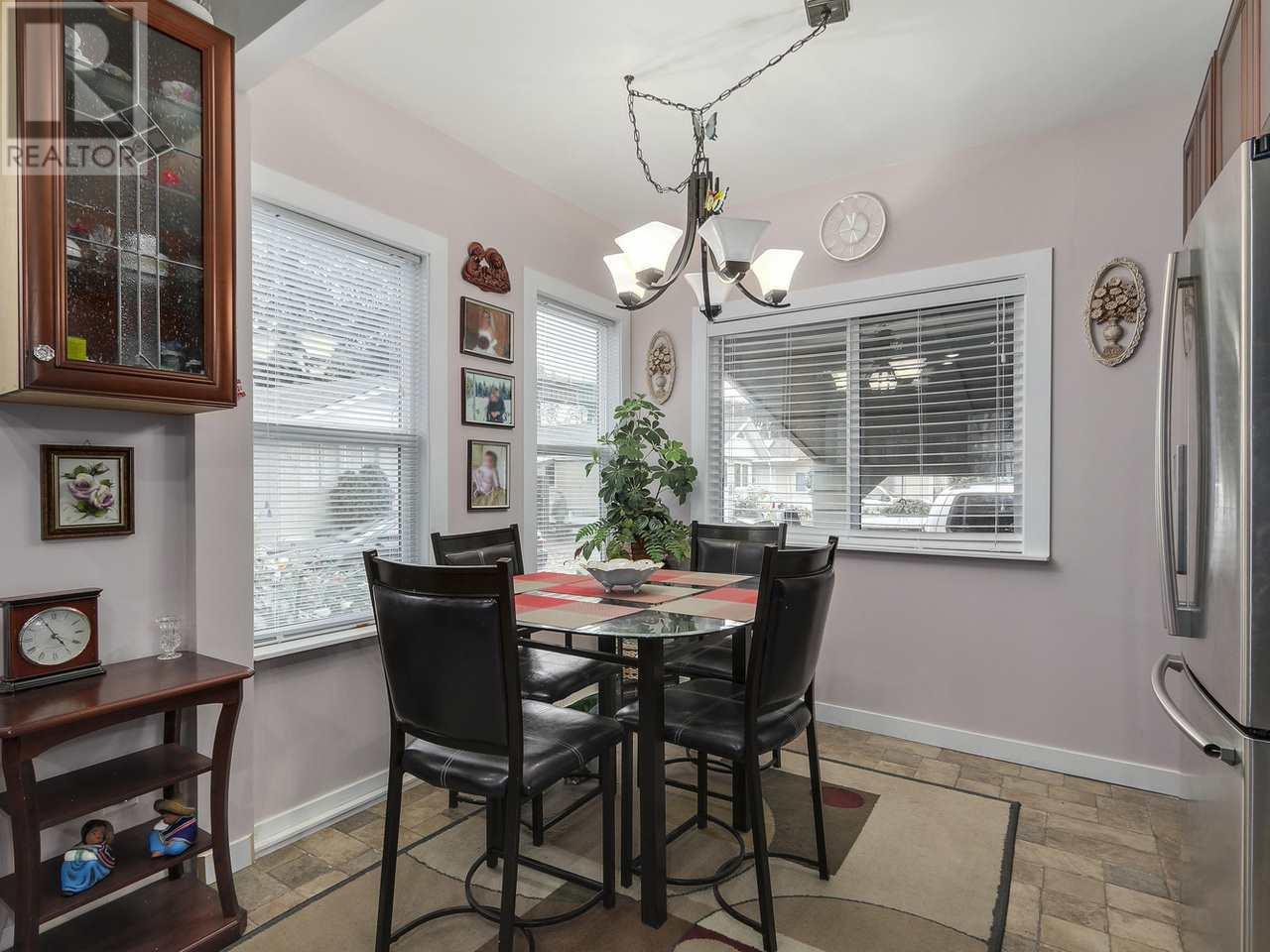 281 Tyee Drive, North Vancouver, British Columbia  V7M 1K2 - Photo 9 - R2944917