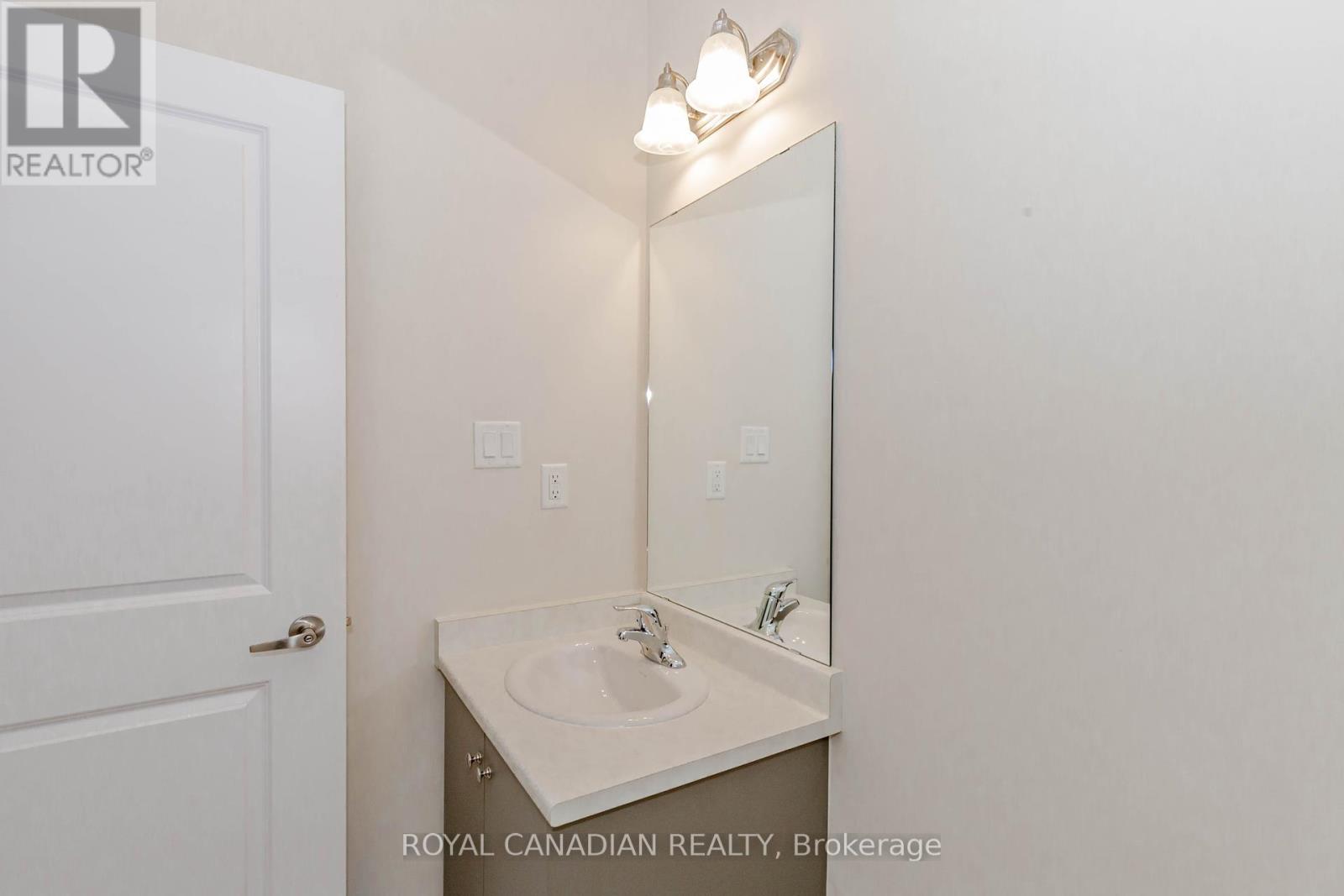 1453 National Common E, Burlington, Ontario  L7P 0V7 - Photo 34 - W10427645