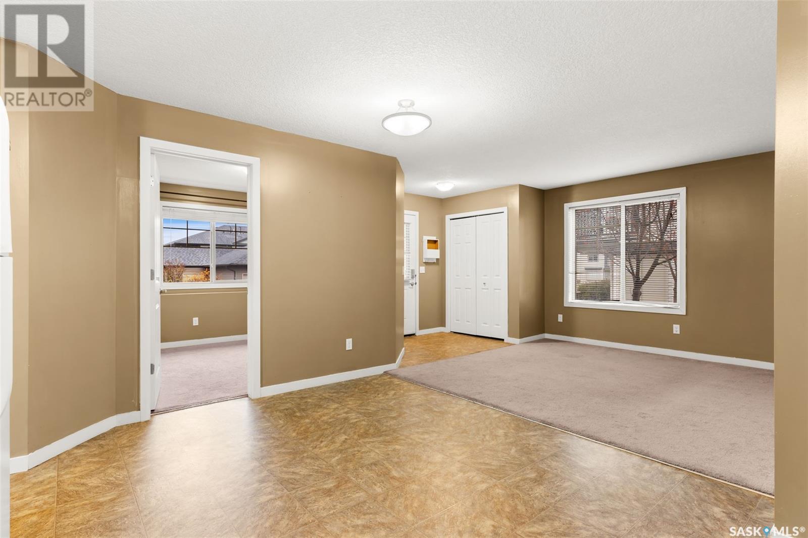 39 5023 James Hill Road, Regina, Saskatchewan  S4W 0B9 - Photo 11 - SK988344